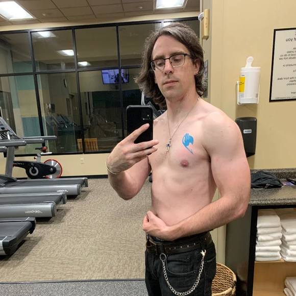 Meet your Posher, David - Picture 1 of 1